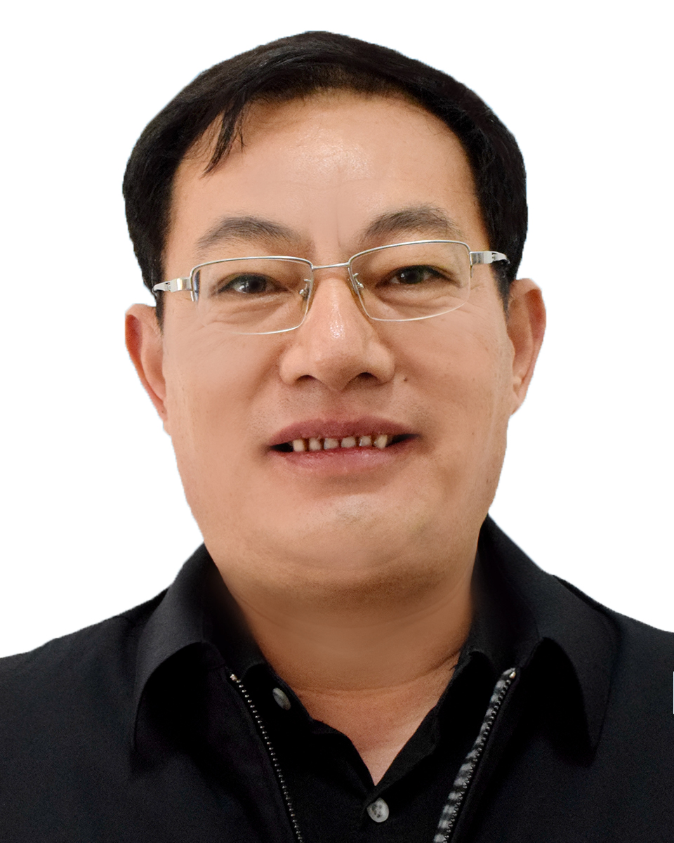 張偉.jpg